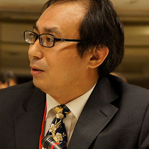 何仁富
